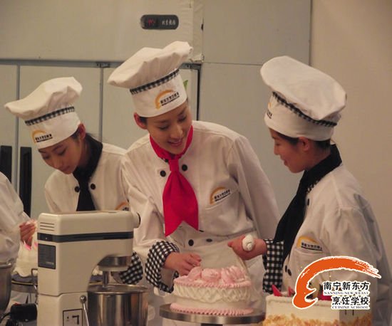 �����¶������ѧУ