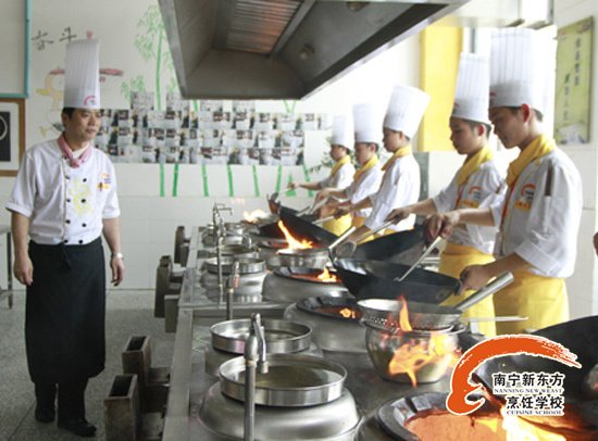 �����¶������ѧУ��ѵ��