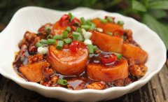 ��ÿ��һ�ˡ�֮����ĩ���Ӷ�����