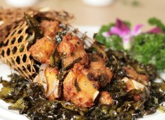 ��ÿ��һ�ˡ�֮�������Źǡ�