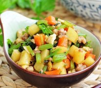 ÿ��һ�ˣ���ĩʲ��С��