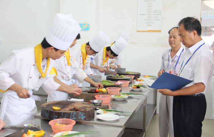 �����������ѧУ