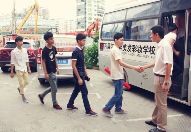 广西华南烹饪学校