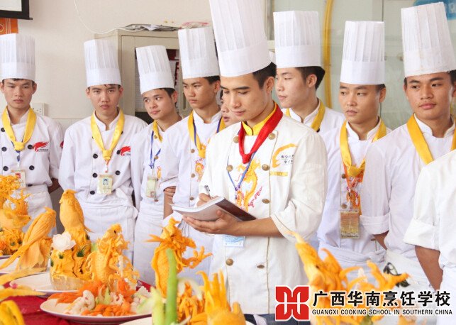 �����������ѧУ