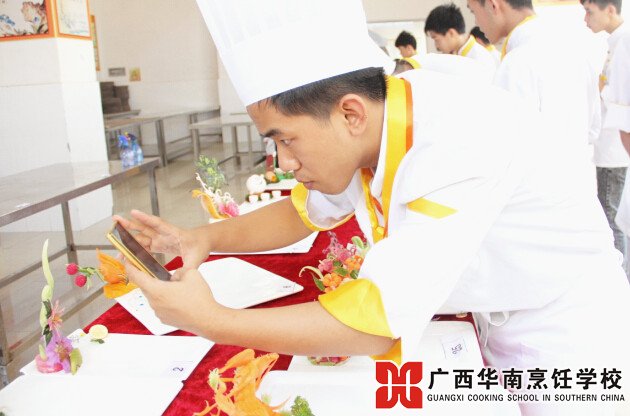 �����������ѧУ