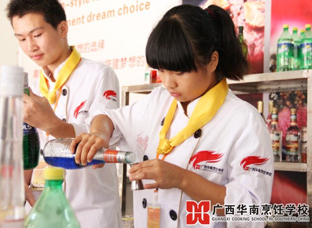 �����������ѧУ