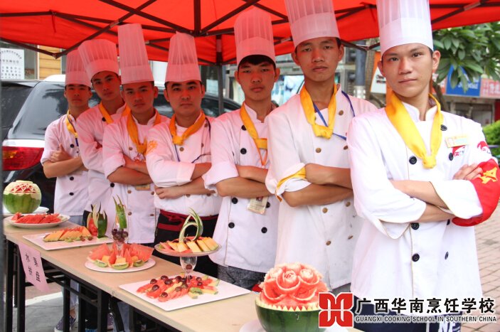 �����������ѧУ