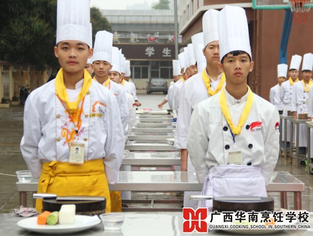 �����������ѧУ