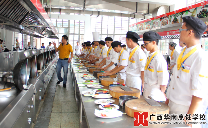 �����������ѧУ