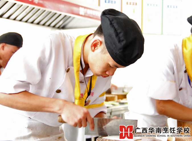 �����������ѧУ