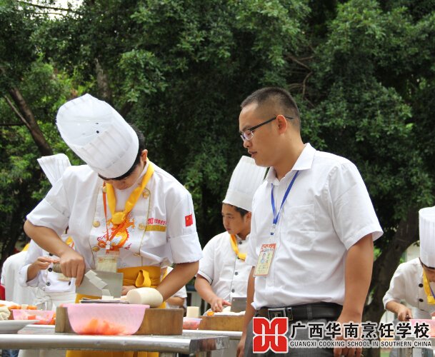 �����������ѧУ