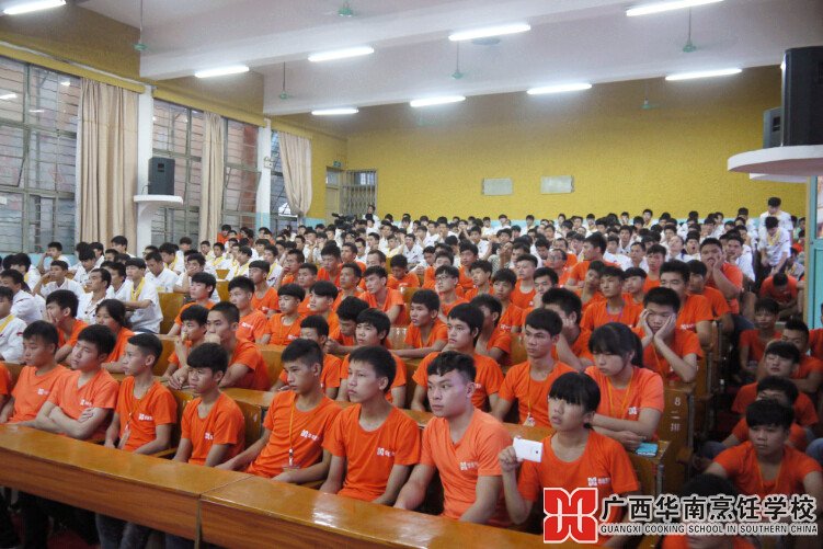 �����������ѧУ