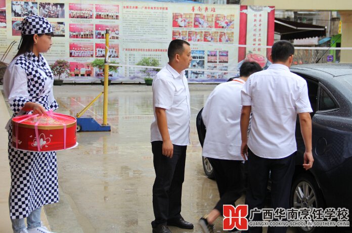 �����������ѧУ