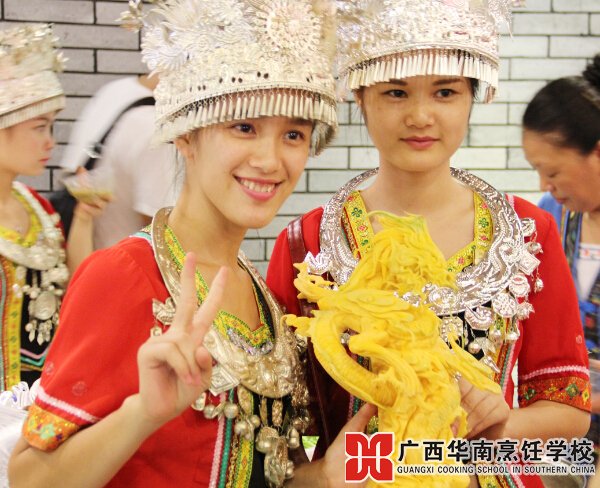 �����������ѧУ