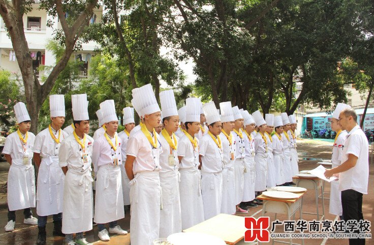 �����������ѧУ