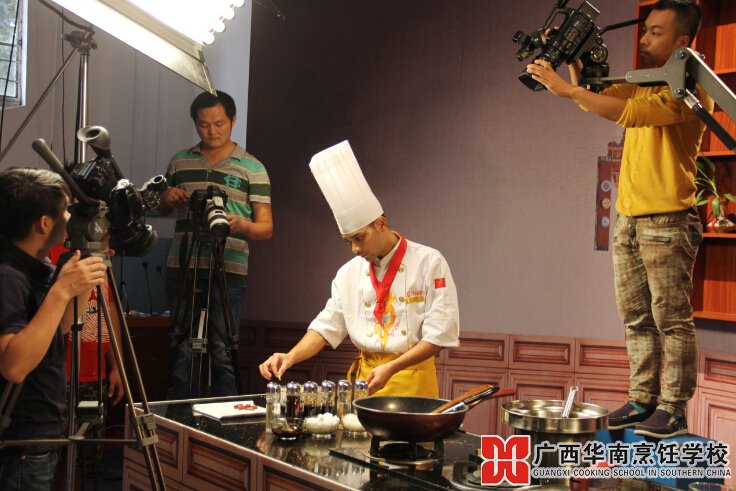 �����������ѧУ