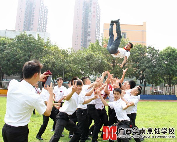 �����������ѧУ