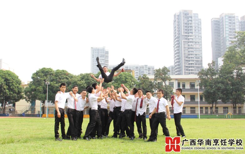 �����������ѧУ