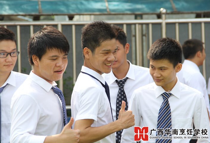 �����������ѧУ