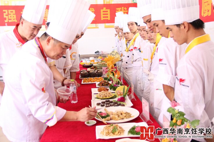 �����������ѧУ