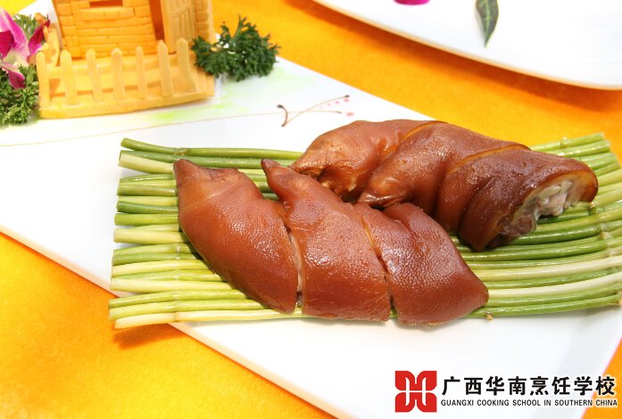 �����������ѧУ