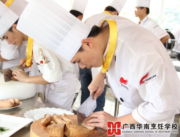 �����������ѧУ