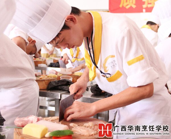 �����������ѧУ