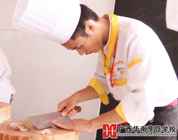 �����������ѧУ