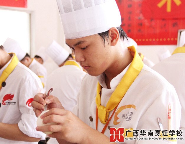 �����������ѧУ