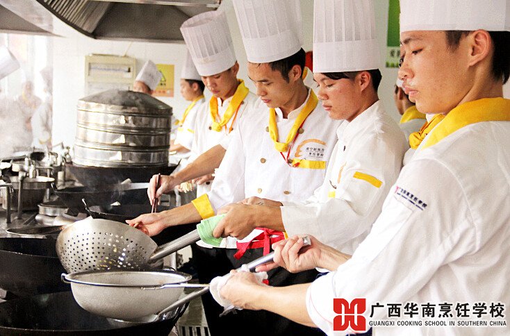 �����������ѧУ