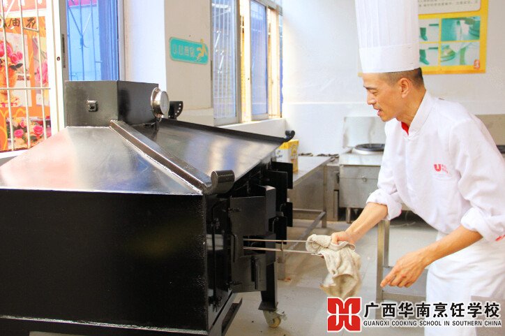 �����������ѧУ