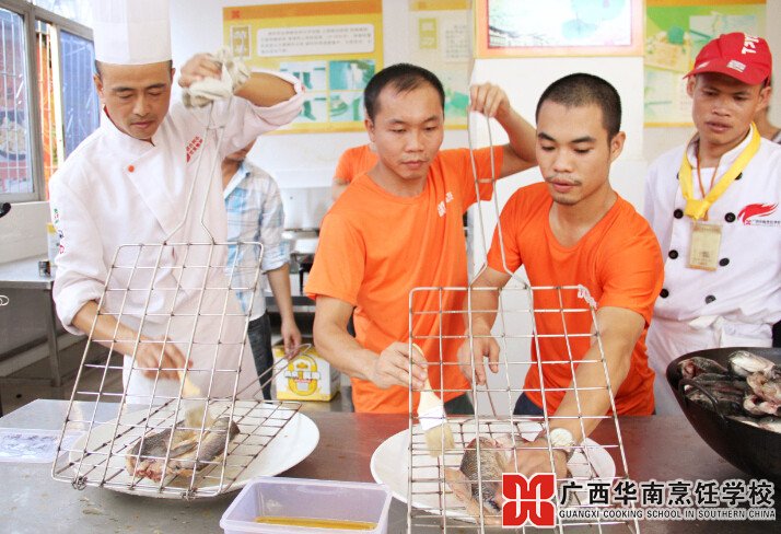 �����������ѧУ