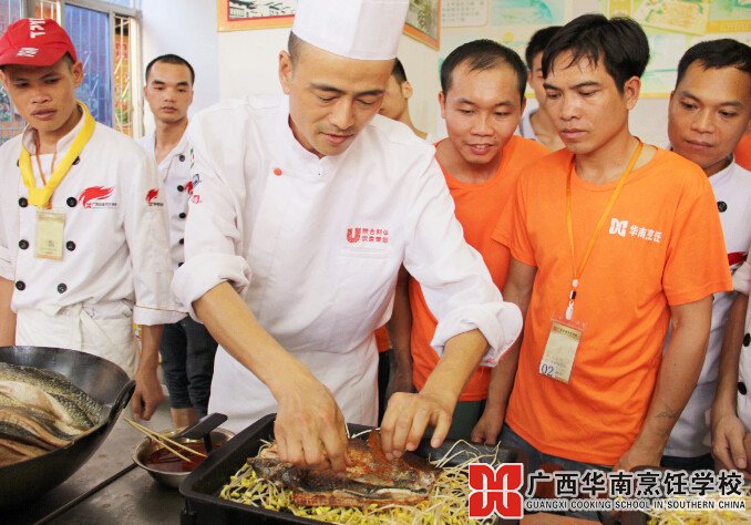 �����������ѧУ