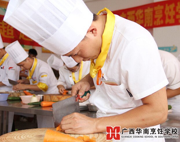 �����������ѧУ