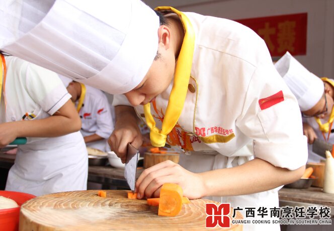 �����������ѧУ