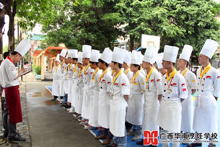 �����������ѧУ