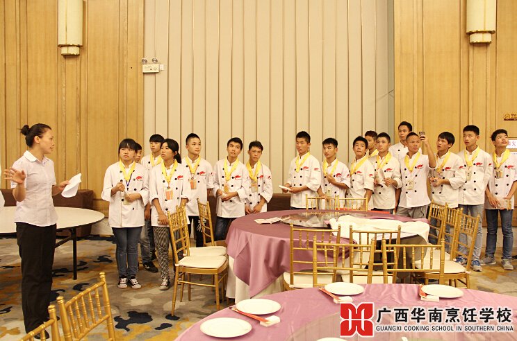 �����������ѧУ