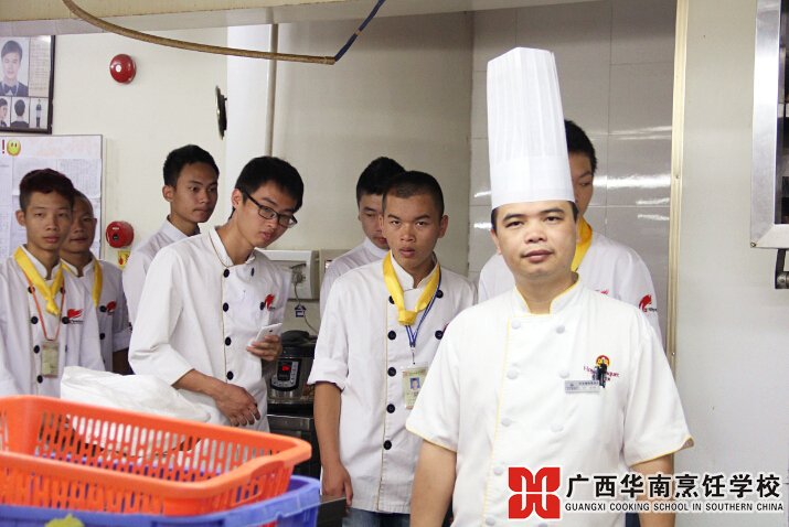 �����������ѧУ