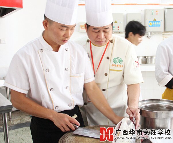 �����������ѧУ