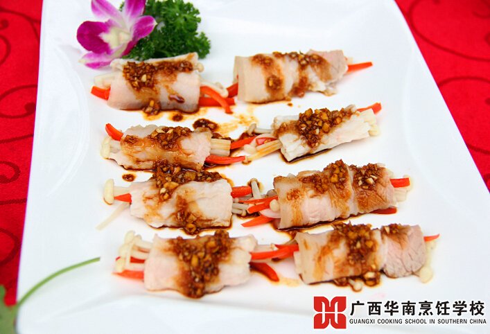 广西华南烹饪学校