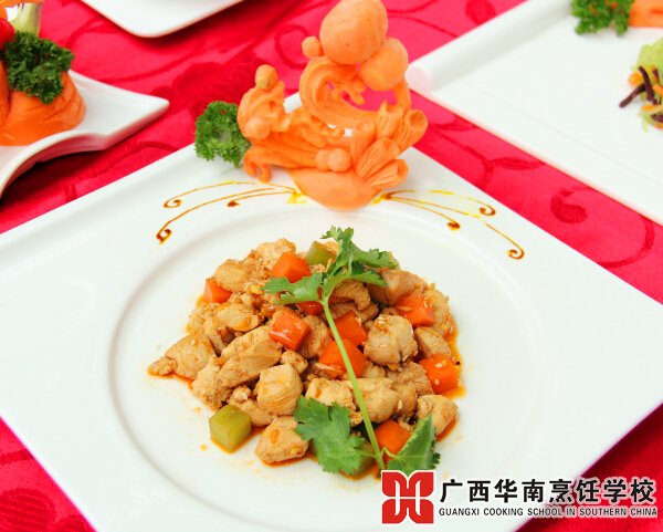 广西华南烹饪学校