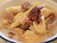 �����ʵ�����