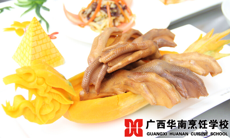 �����������ѧУ