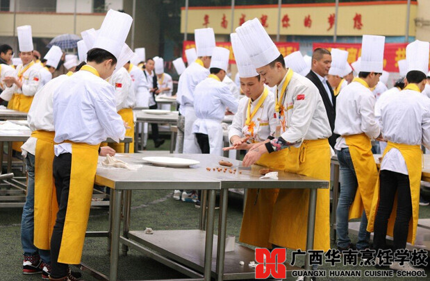 �����������ѧУ